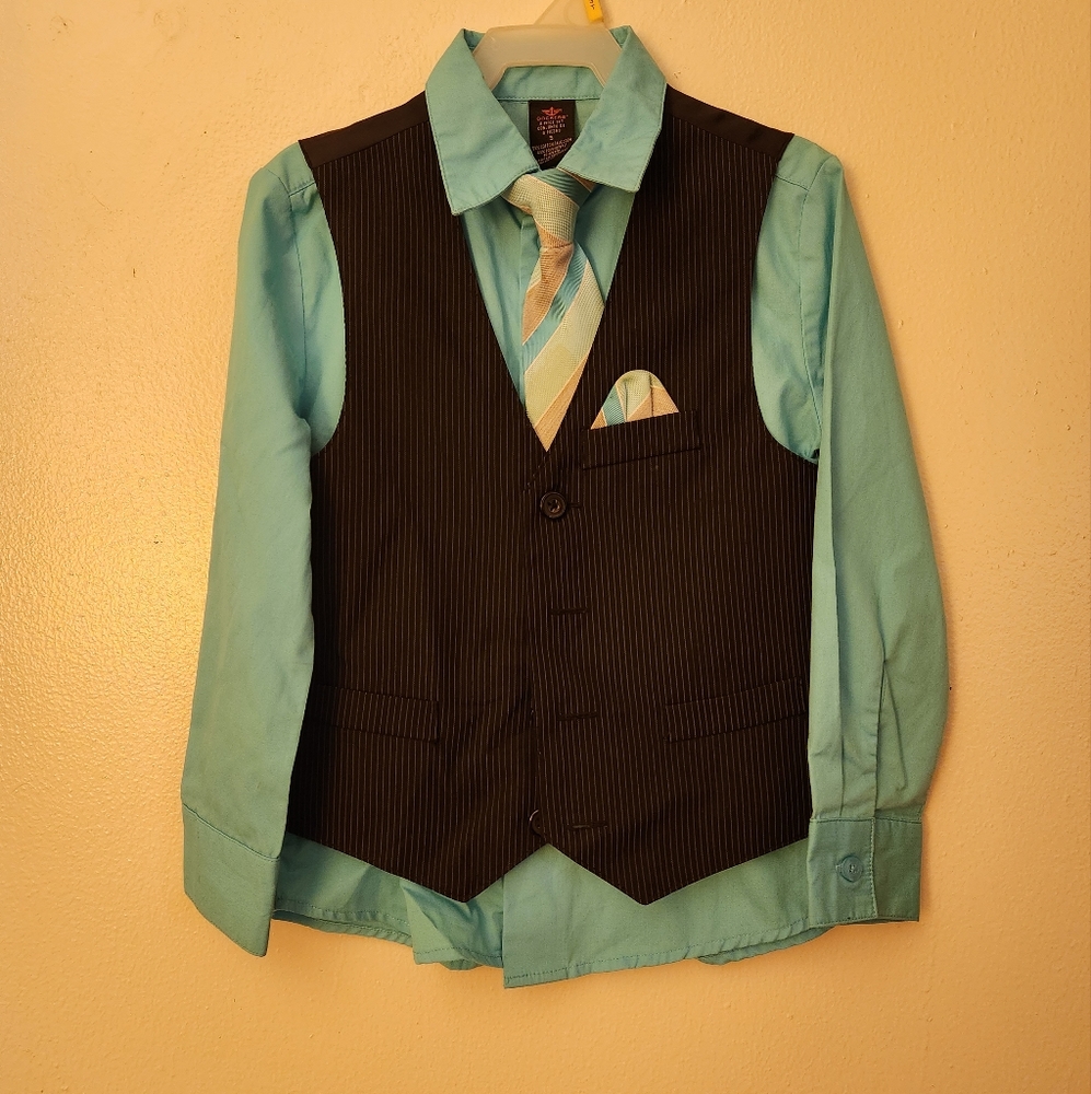 Boys Shirt, Vest and Tie Size 5